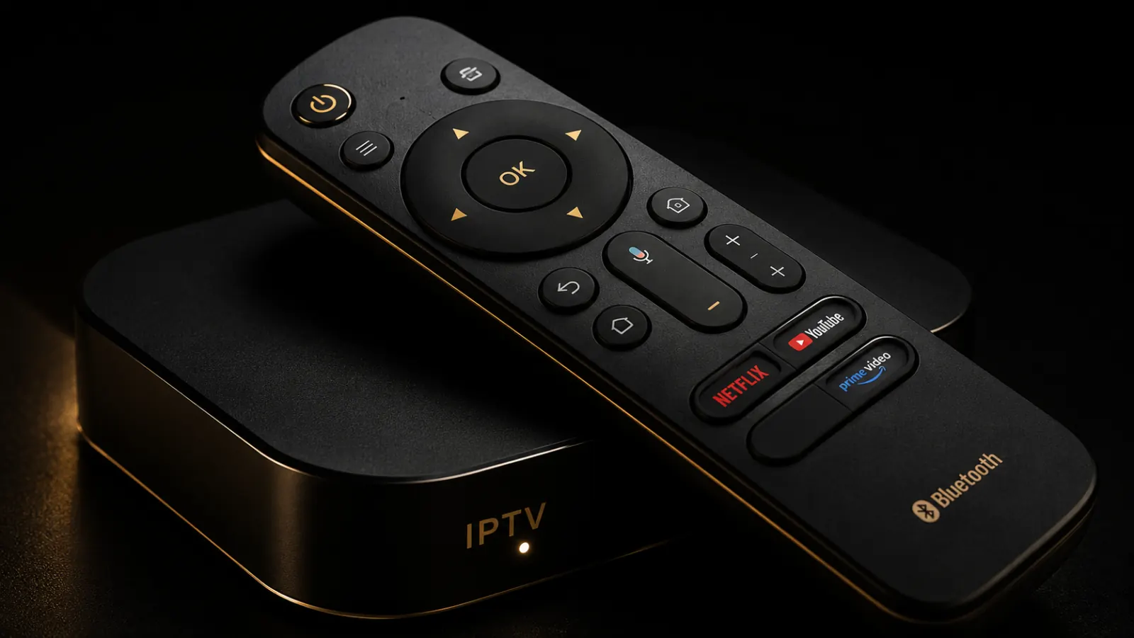 Modern IPTV-box med fjärrkontroll på TV-bänk